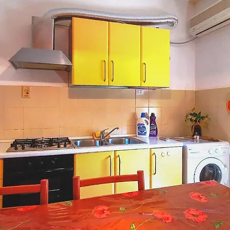 3 Bedroom Lovely In شقة